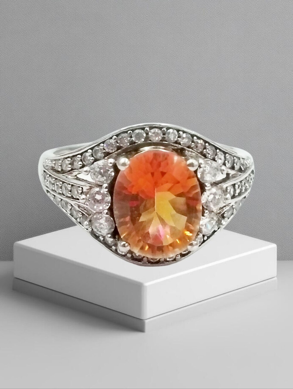925 Sterling Silver Peach Orange Oval Stone Ring Size 8.5
